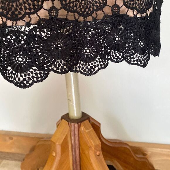 A Pea in the Pod lace maternity dress womens size small black and white lace - Picture 5 of 11